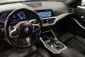 BMW 330 bild 6