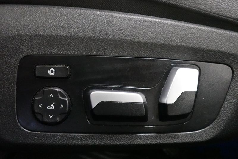 BMW 330 bild 14