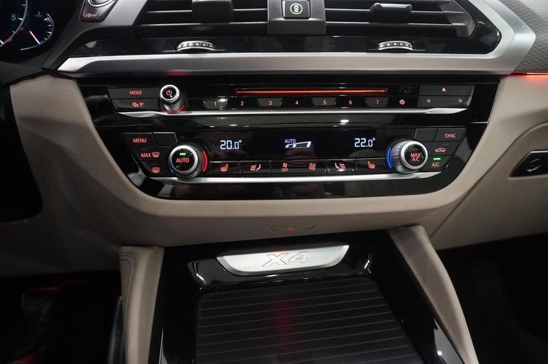 BMW X4 bild 23