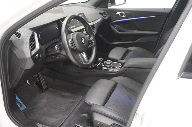 BMW 120 bild 2
