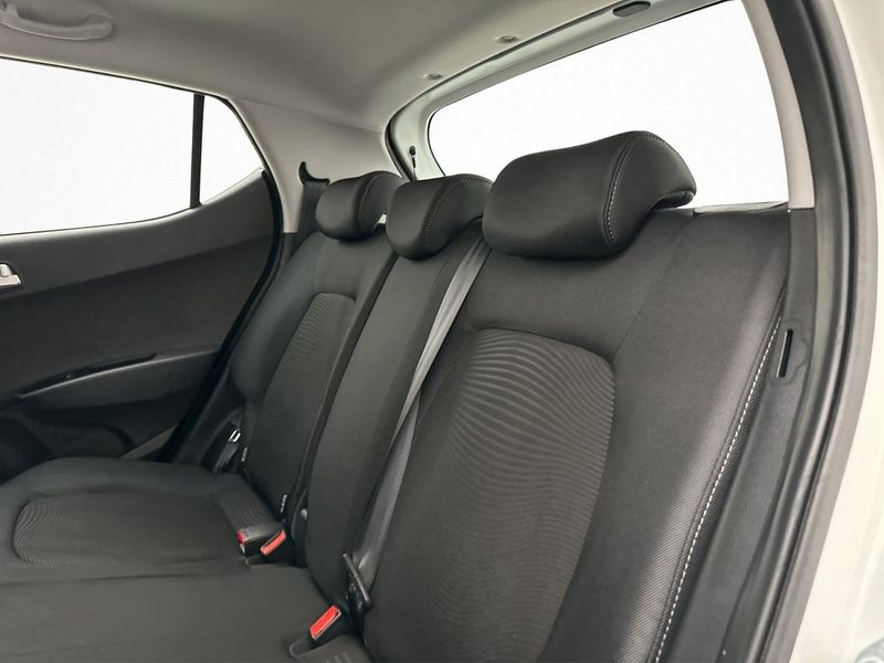 Hyundai i10 bild 14