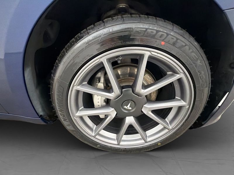Tesla Model 3 bild 32