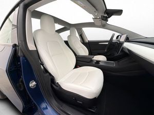 Tesla Model 3 bild 13