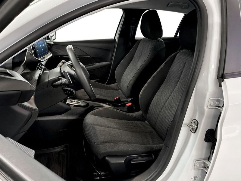 Peugeot 208 bild 4