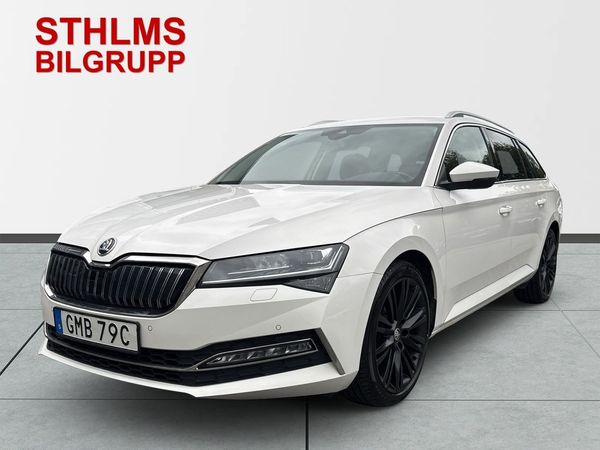 Skoda Superb iV 1.4 TSI iV Business Style Canton Värmare Skinn Drag - 2021