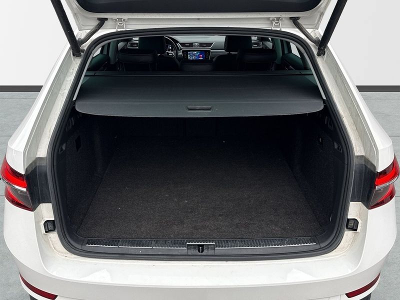 Skoda Superb bild 8