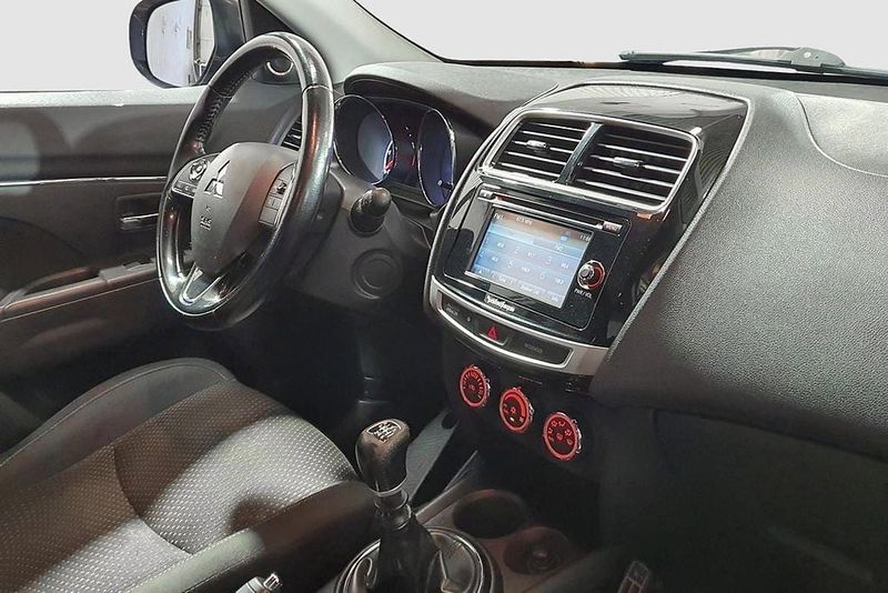 Mitsubishi ASX bild 16