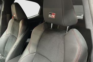 Toyota Yaris bild 16