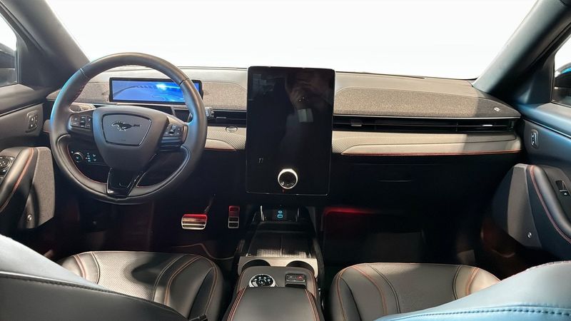 Ford Mustang Mach-E bild 4
