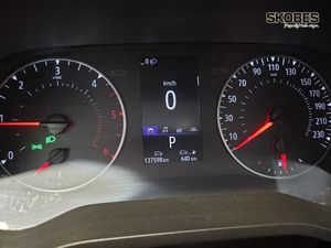 Renault Trafic bild 17