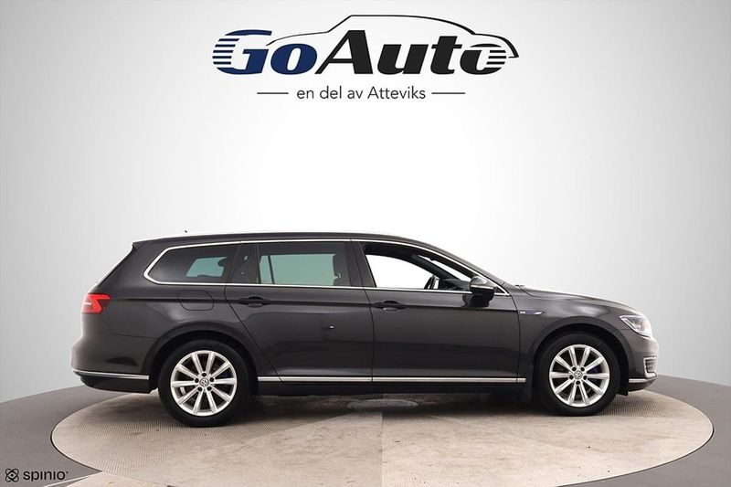 Volkswagen Passat bild 3