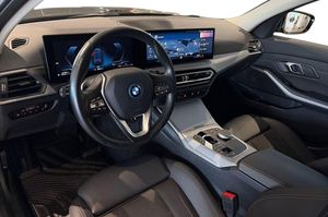 BMW 330 bild 11