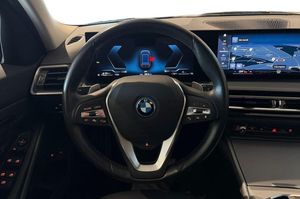 BMW 330 bild 13
