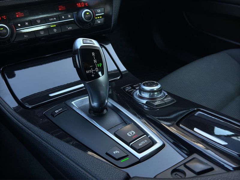 BMW 520 bild 16
