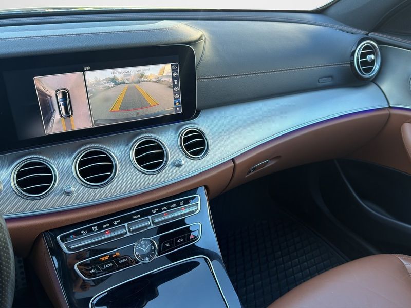 Mercedes E220 bild 12