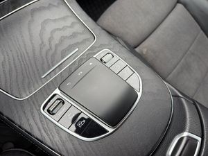 Mercedes E300 bild 16