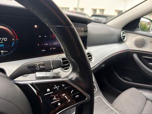 Mercedes E300 bild 18