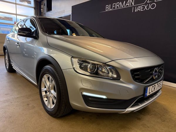 Volvo V60 Cross Country D3 Geartronic Automat Momentum - 2016