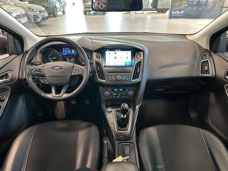 Ford Focus bild 7