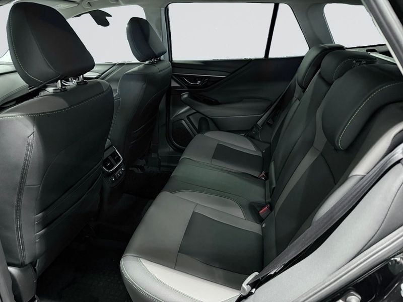 Subaru Outback bild 14