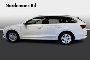 Skoda Octavia bild 2
