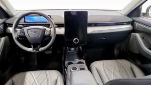 Ford Mustang Mach-E bild 4