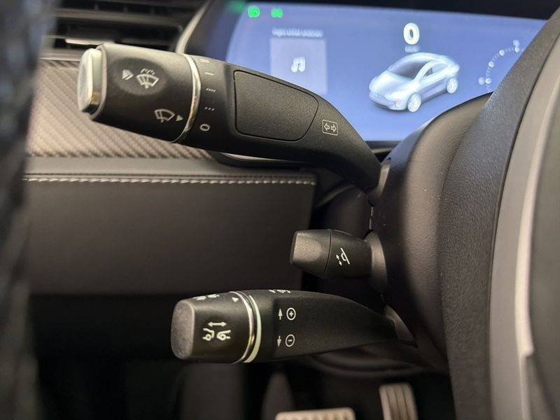 Tesla Model X bild 35