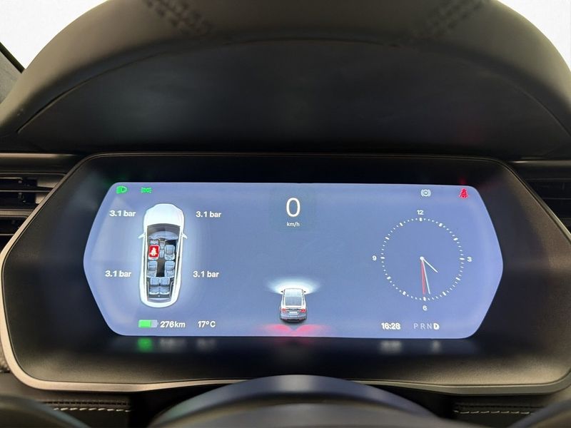 Tesla Model X bild 20