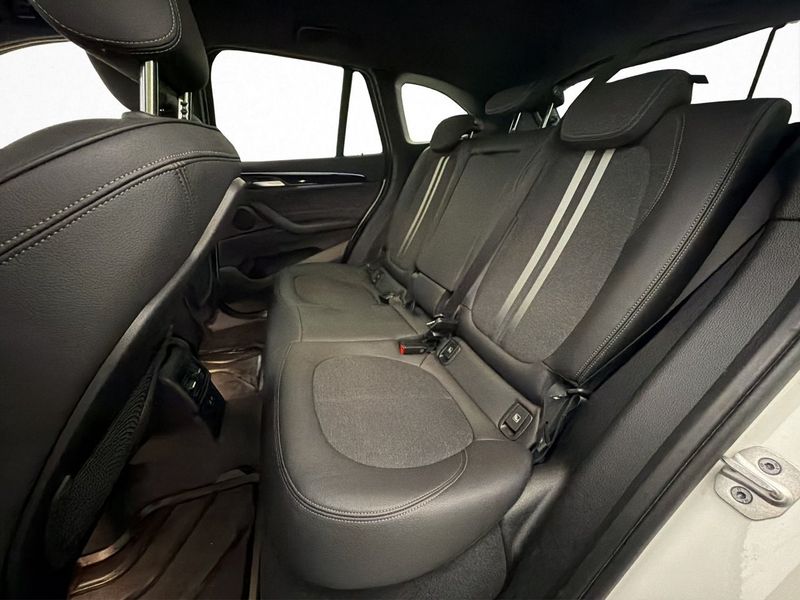 BMW X1 bild 13