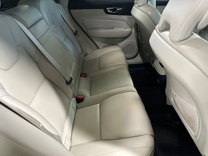 Volvo XC60 bild 9