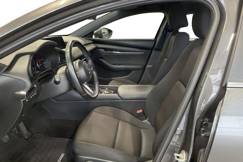 Mazda 3 bild 13