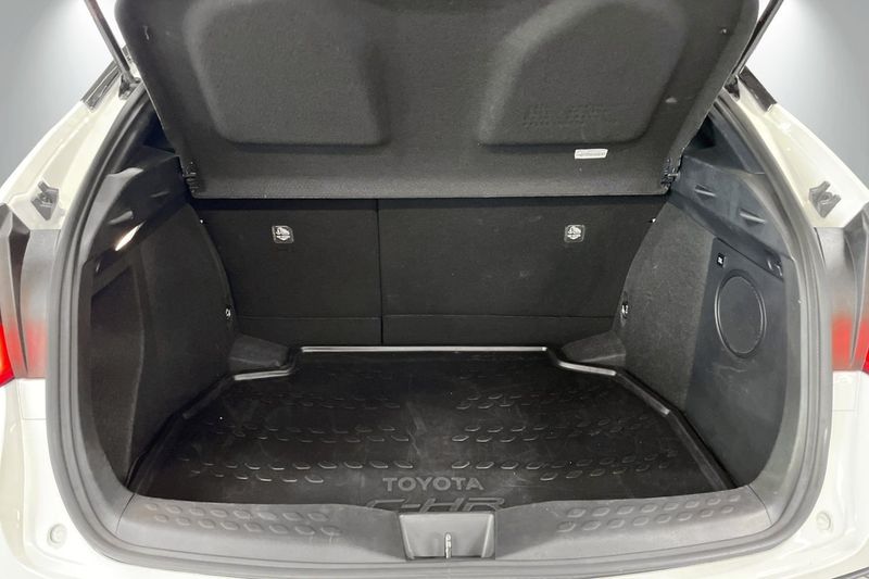 Toyota C-HR bild 17