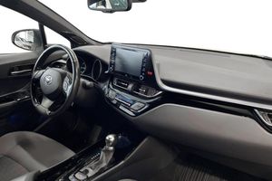 Toyota C-HR bild 15