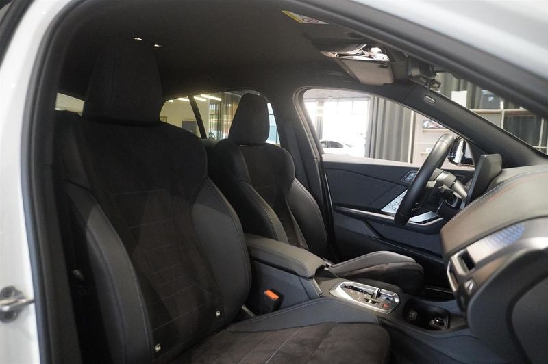BMW 120 bild 13