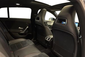 Mercedes CLA180 bild 18