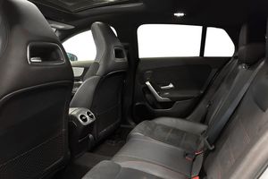 Mercedes CLA180 bild 15