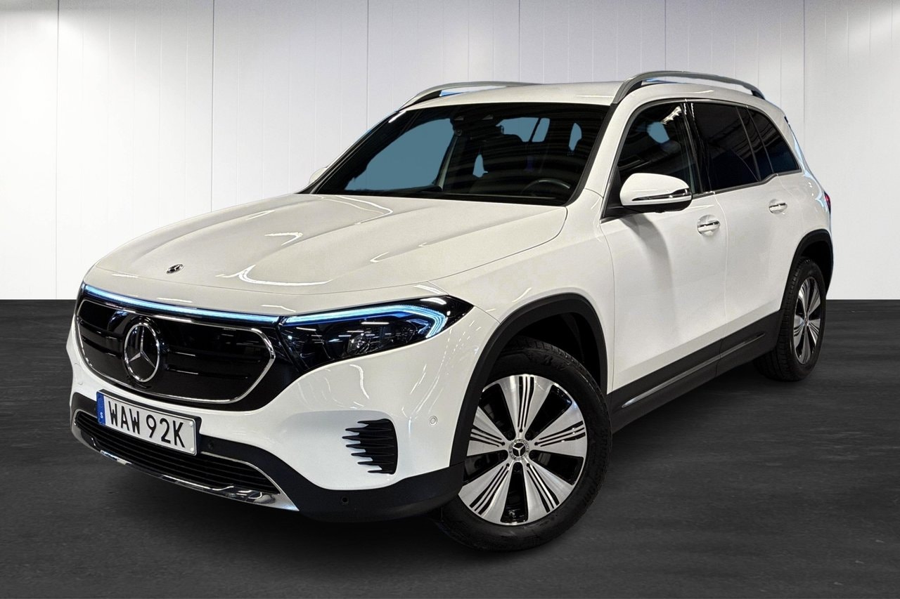 Mercedes EQB250+