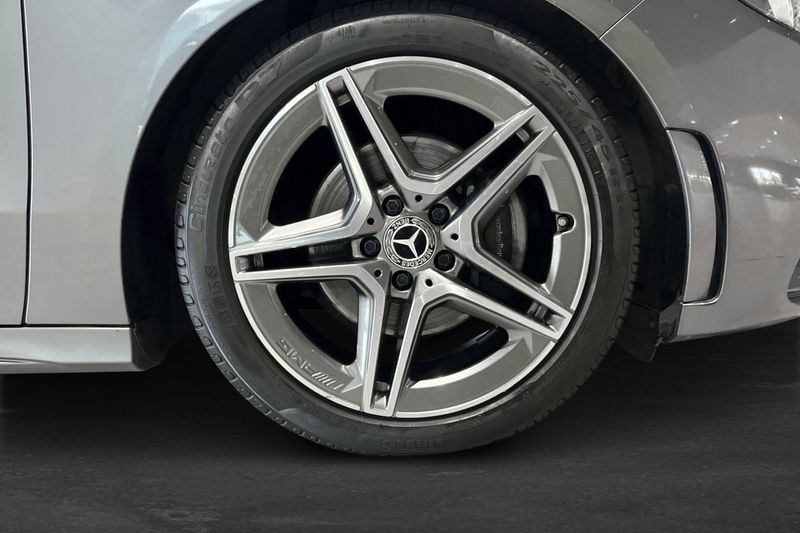 Mercedes B180 bild 5