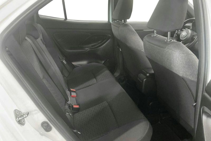 Toyota Yaris bild 8
