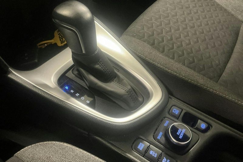 Toyota Yaris bild 14