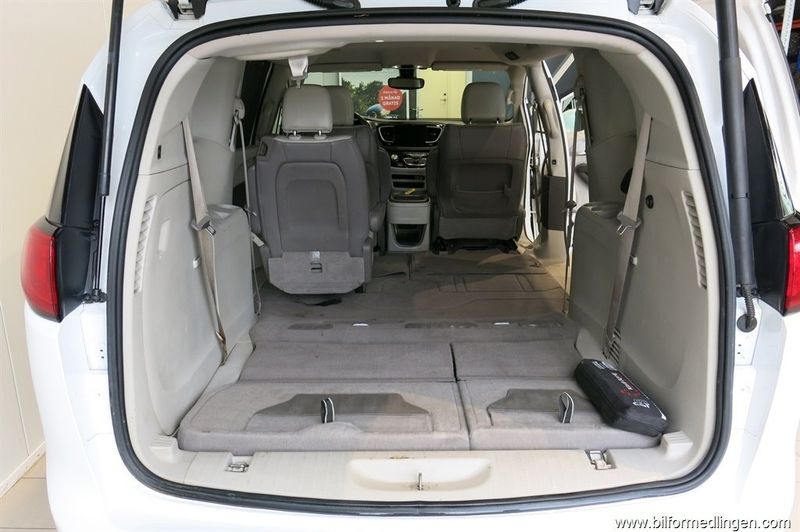 Chrysler Pacifica bild 14