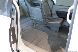 Chrysler Pacifica bild 15