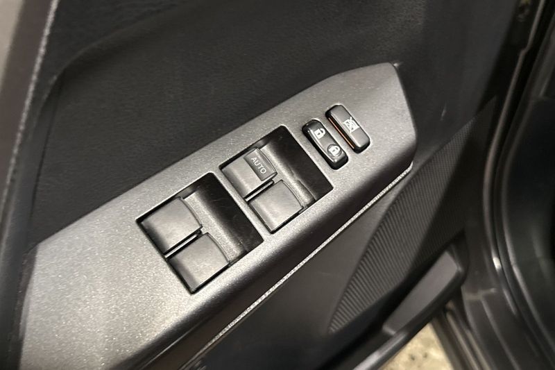Toyota RAV4 bild 17