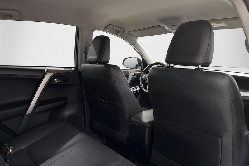 Toyota RAV4 bild 13