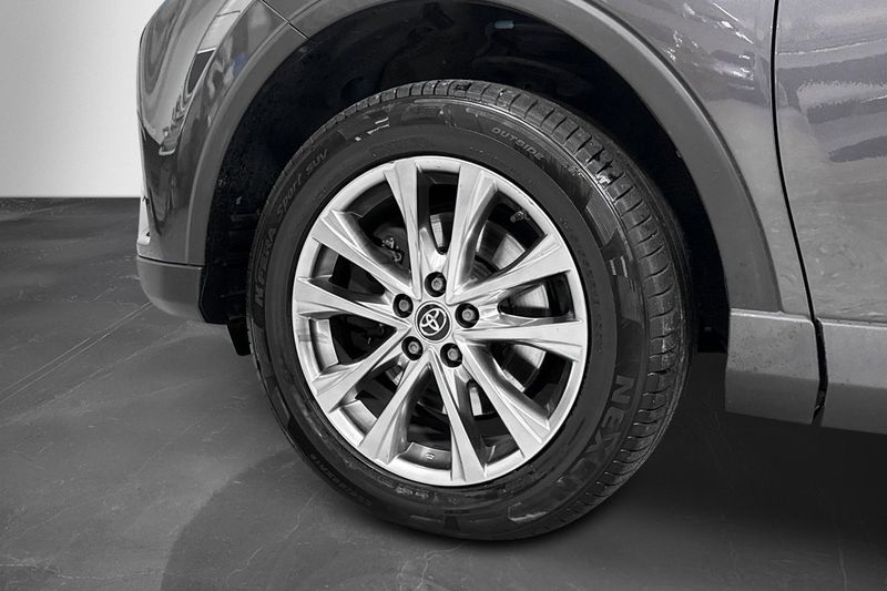 Toyota RAV4 bild 24