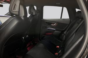 Mercedes EQE350 SUV bild 9