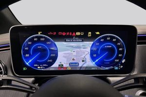 Mercedes EQE350 SUV bild 10