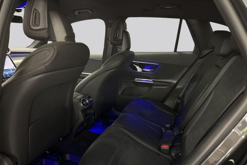 Mercedes GLC300 bild 9