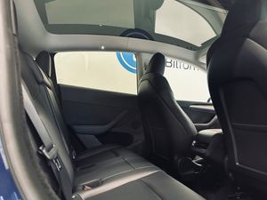 Tesla Model Y bild 10