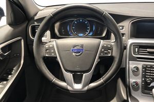 Volvo V60 bild 8